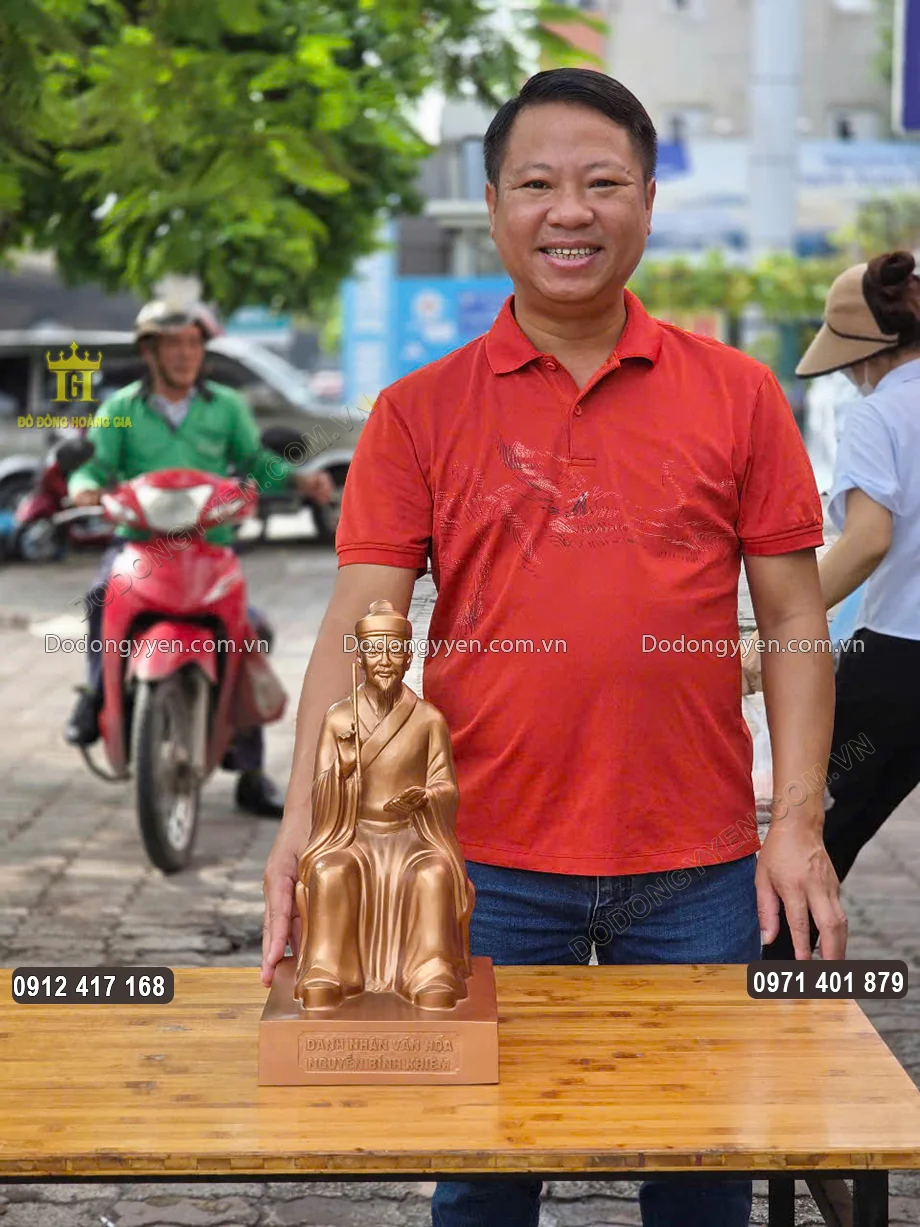 Ng&agrave;i được đ&uacute;c theo thế ngồi